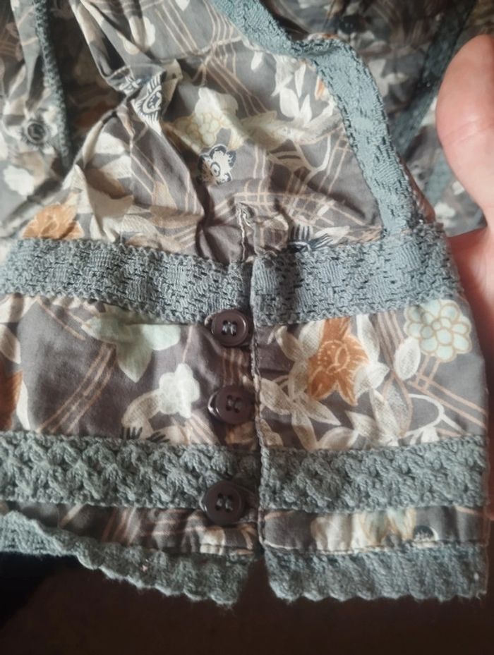 Blouse manches 3/4 fleurie taille 42 - photo numéro 4
