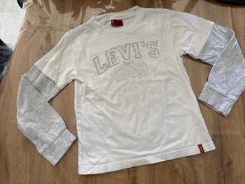 T-shirt manche longue taille 8 ans