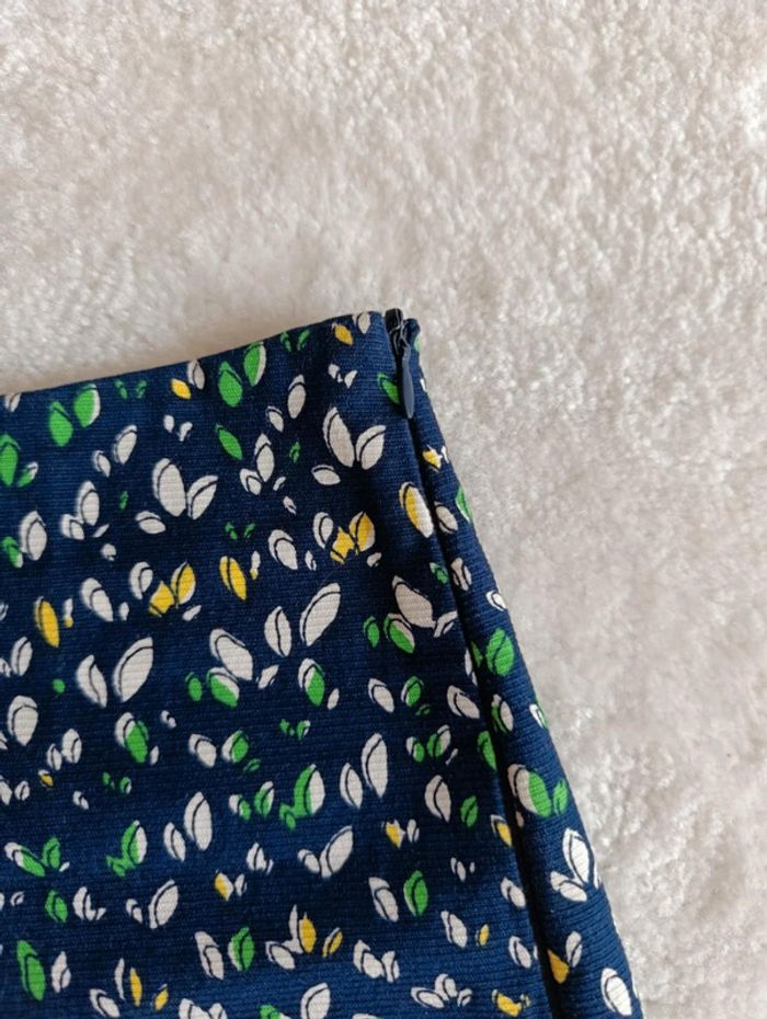 Short Zara M bleu marine motif blanc jaune vert taille haute - photo numéro 5