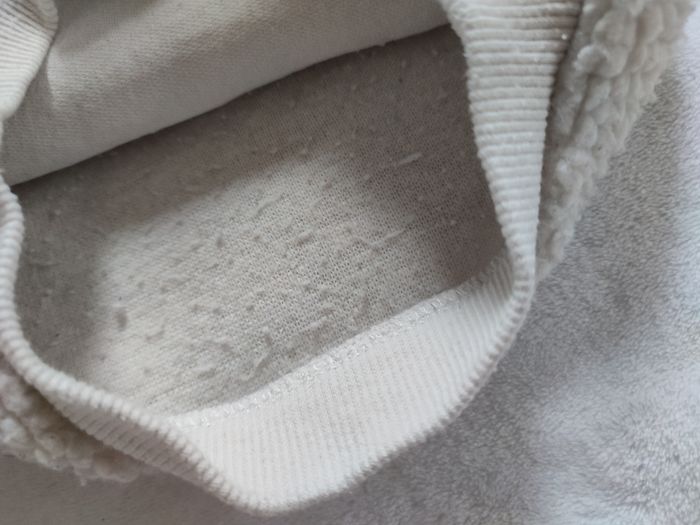 Pull les 101 Dalmatiens 3 mois - photo numéro 3