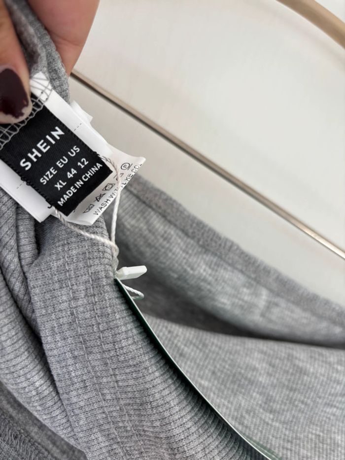 Bandeau gris - photo numéro 3