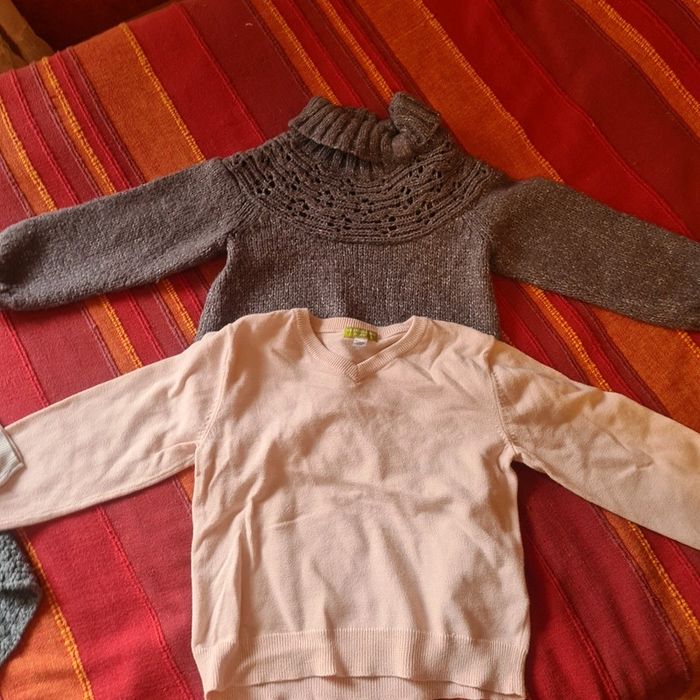 Lots de 4 pulls et gilets - photo numéro 2