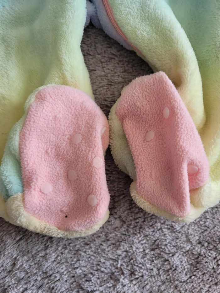 Combinaison minnie 12 mois - photo numéro 3