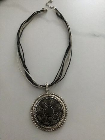 Joli collier vintage