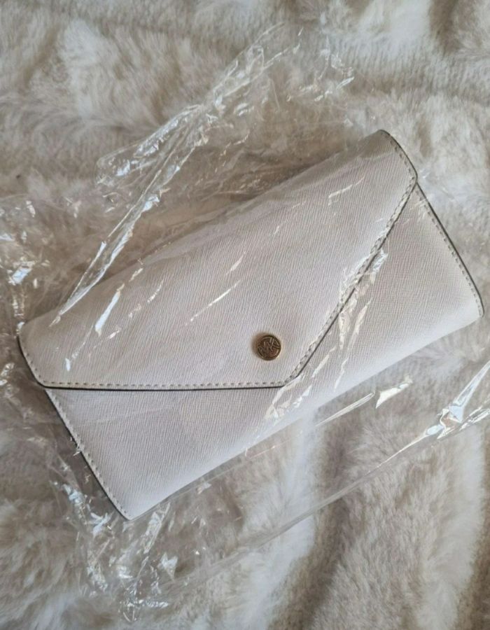 Portefeuille Michael Kors modèle Jet
Set Travel, - photo numéro 10