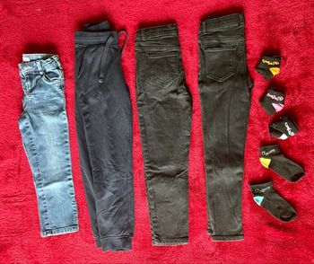 Lot pantalons 8 ans
