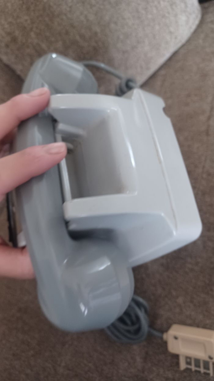 Téléphone fixe des années 60 gris marque telic bon etat - photo numéro 5