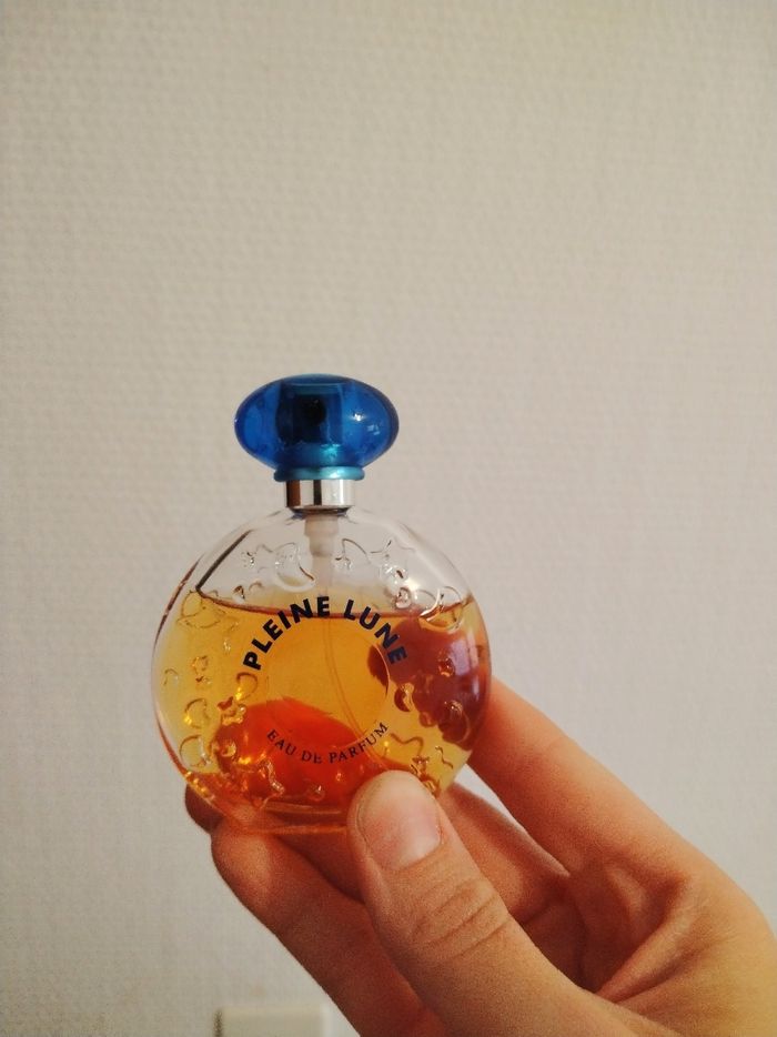 Eau de parfum neuf Pleine lune - photo numéro 3