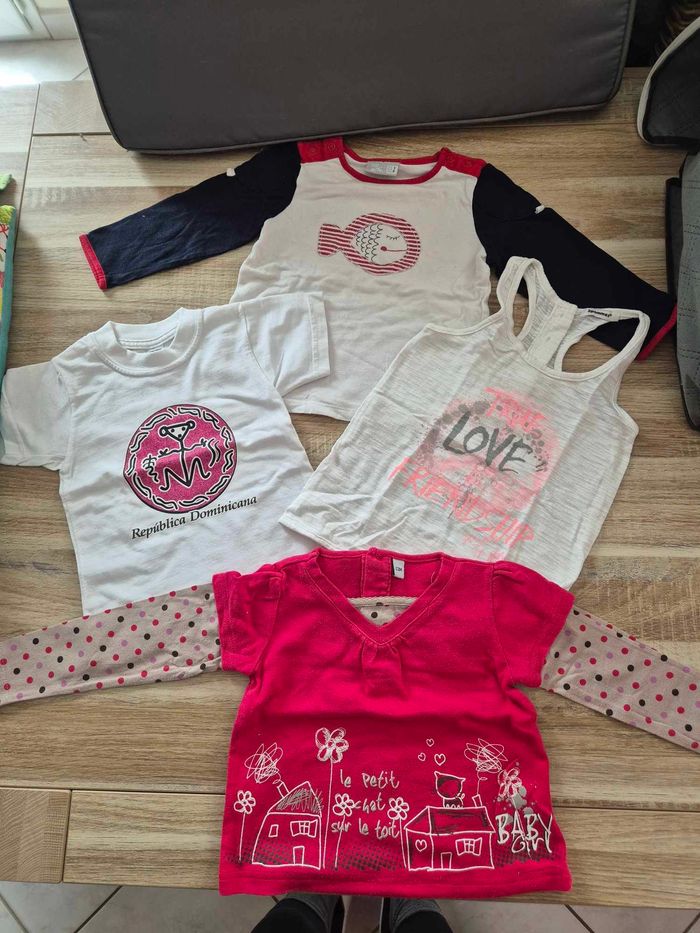 Lot 2 t-shirt + 2 pulls fille 2 ans