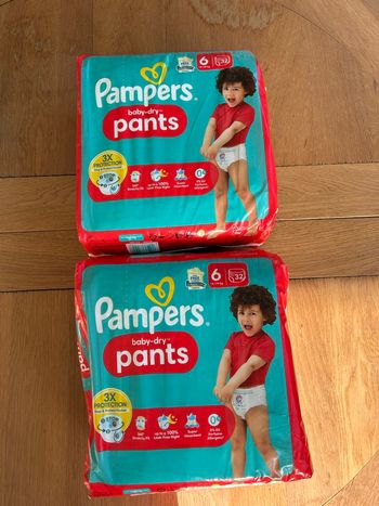 Lot 2 paquets couches Taille 6 Pants Pampers 