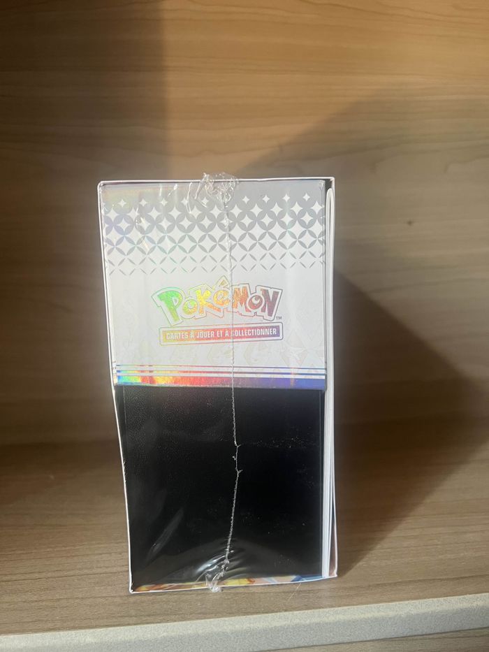 ETB 8.5 évolutions prismatiques - photo numéro 2