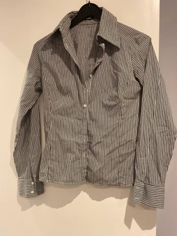 Chemise List