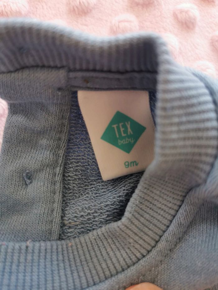 Pulls 9 mois - photo numéro 2