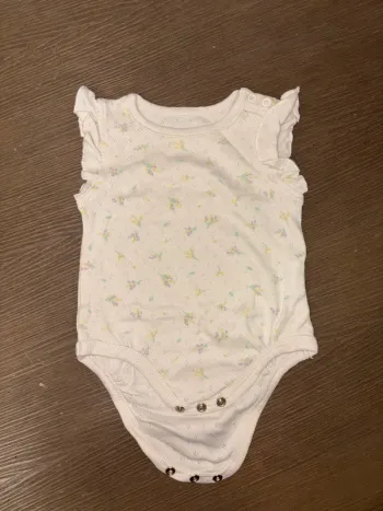 Bodie manches froufrou bébé