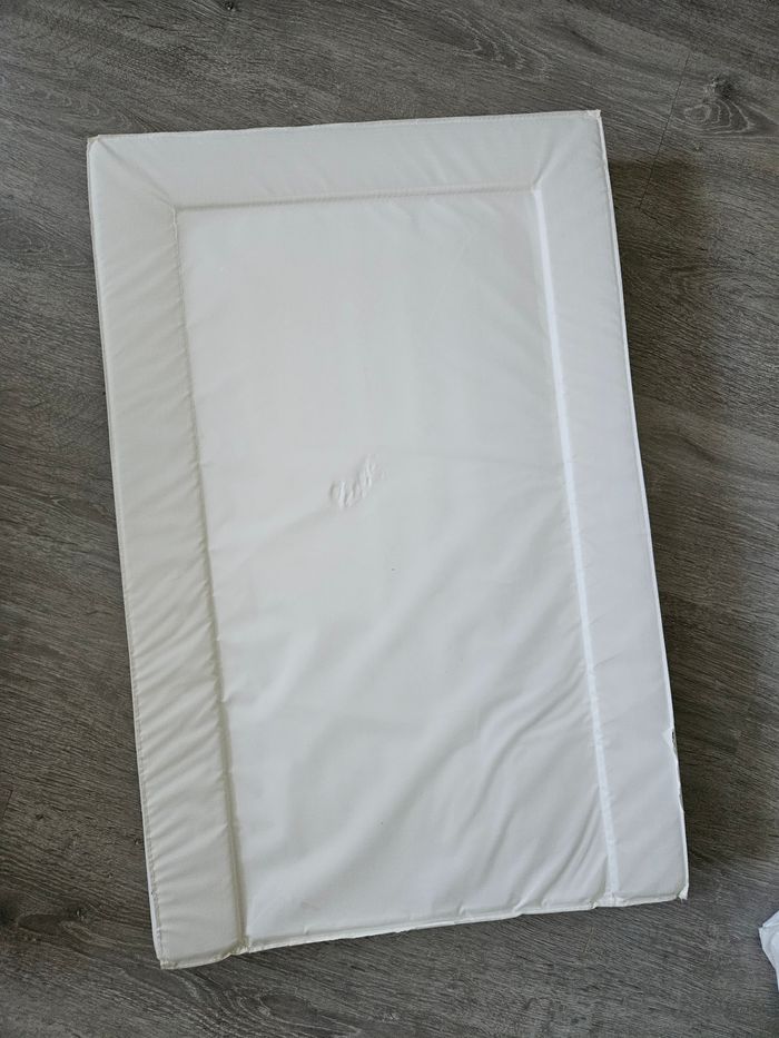 Matelas de change pour bébé - photo numéro 2