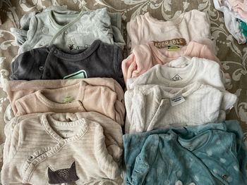 Lot 9 pyjama velours 1 mois