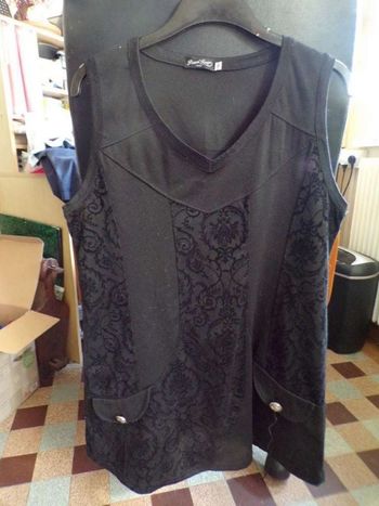 Robe/tunique noire de marque Piment Rouge, taille L