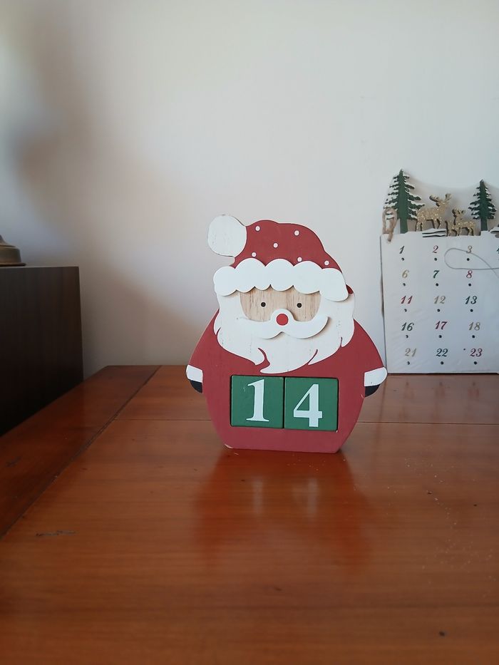 Neuf: Calendrier perpétuel/ de l'avent en bois massif