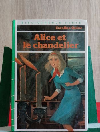 Alice et le chandelier, 1985 : bibliothèque verte