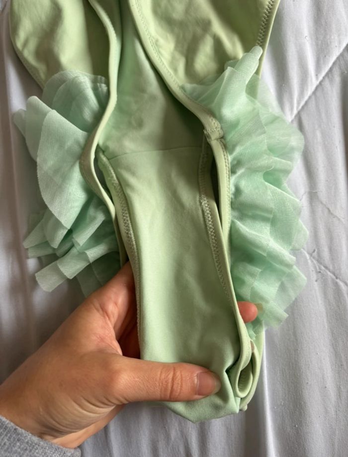 Bas de maillot de bain vert pale anis volant tulles Penti taille XL/42 neuf - photo numéro 4