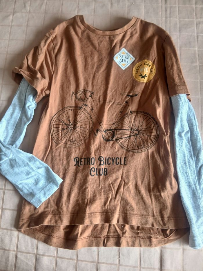 Lot chemises et manches longues 8 ans - photo numéro 4