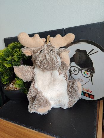 doudou marionnette à main élan caribou cerf marron beige gris blanc roda rodadou