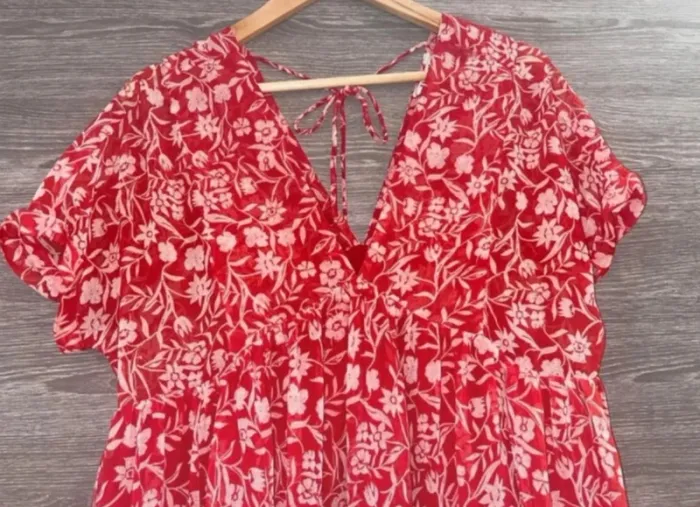Robe kaporal taille M tbe  Motifs fleurs  Rouge - photo numéro 2