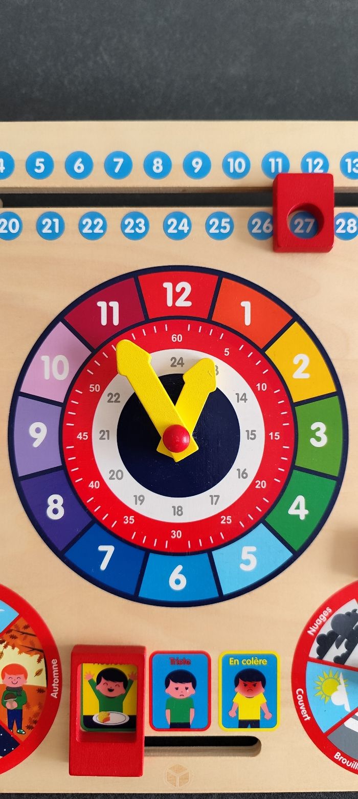 Calendrier et horloger pédagogique en bois - photo numéro 3