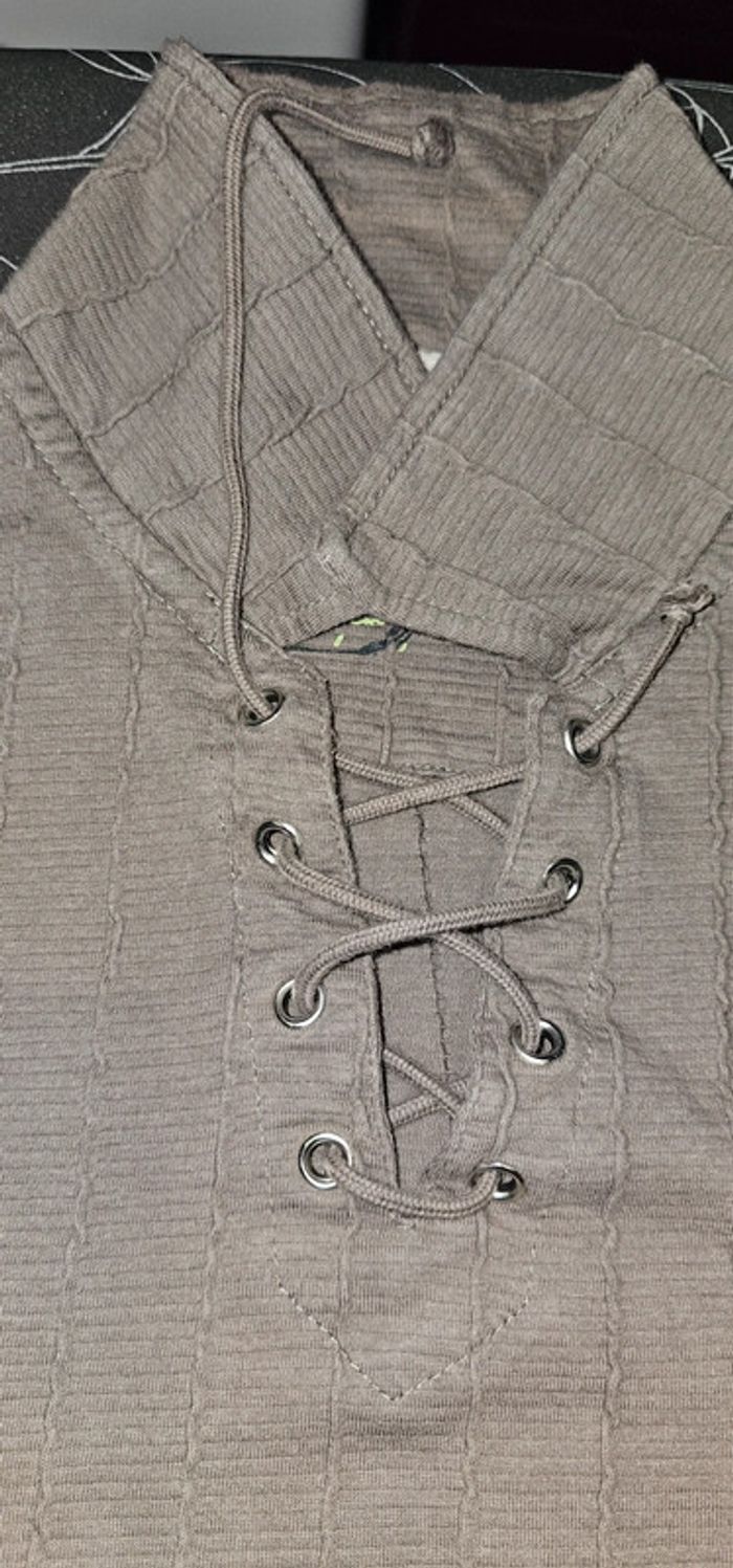 Polo Armand thierry taille M - photo numéro 2