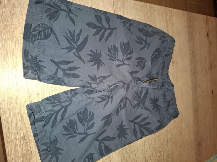 Short bermudas