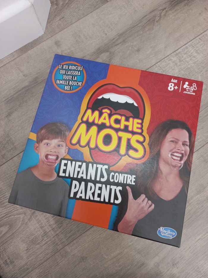 Mâche mot Comme neuf