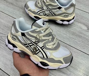 Asics beige