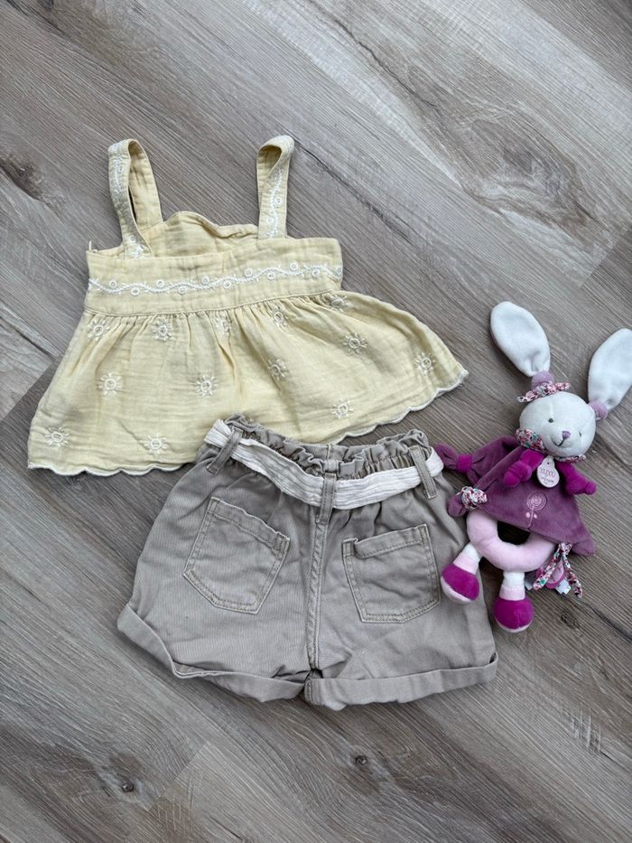 Ensemble blouse + short taille 24 mois - photo numéro 3