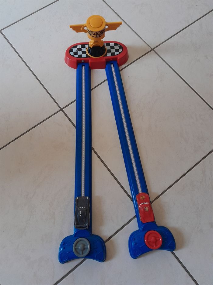 Jeu de course Piston Cars - photo numéro 3