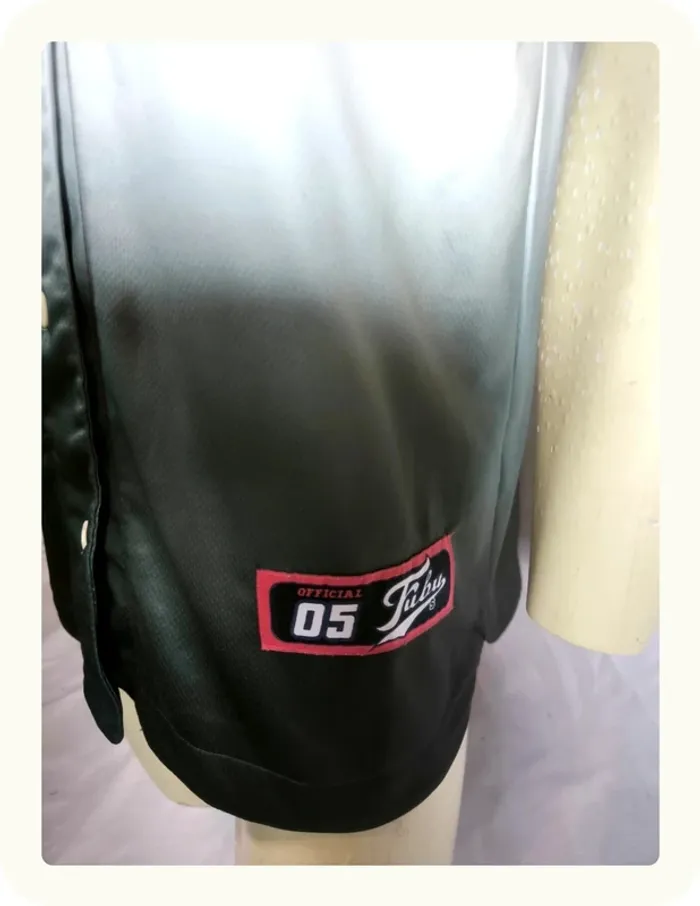 Chemise manches courtes base ball Fubu Taille S - photo numéro 3