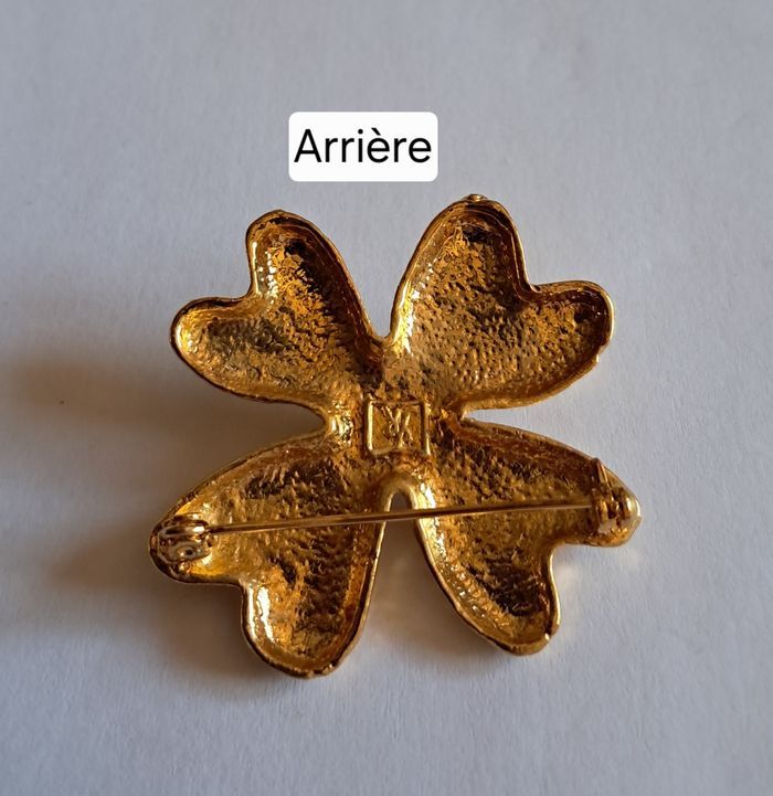 Colliers et broche fantaisie NEUFS pour femme - photo numéro 9