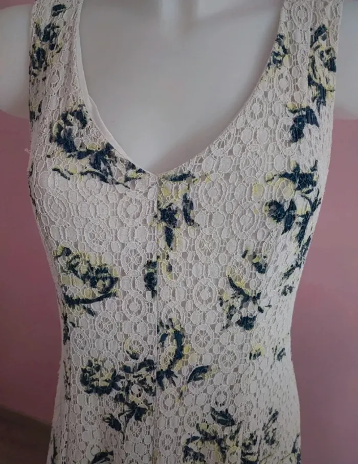 Robe fleurie Lucy & co 42 - photo numéro 2