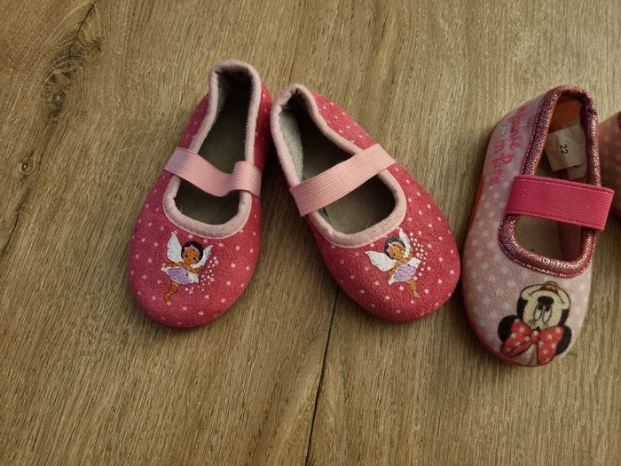 Lot chaussons taille 22 - photo numéro 2