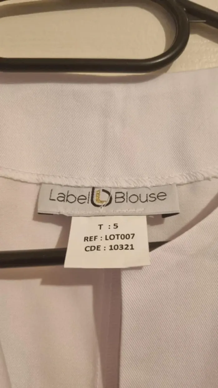 Blouse médicale blanche neuve taille 5 - photo numéro 3