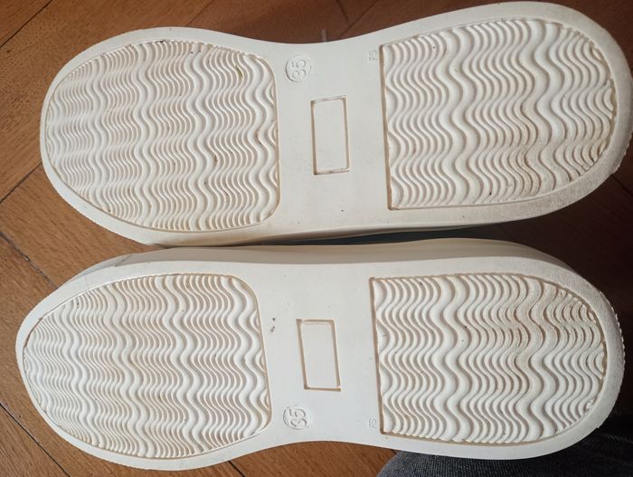 Baskets, sneakers - photo numéro 3