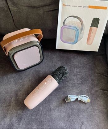 Microphone avec enceinte Bluetooth neufs