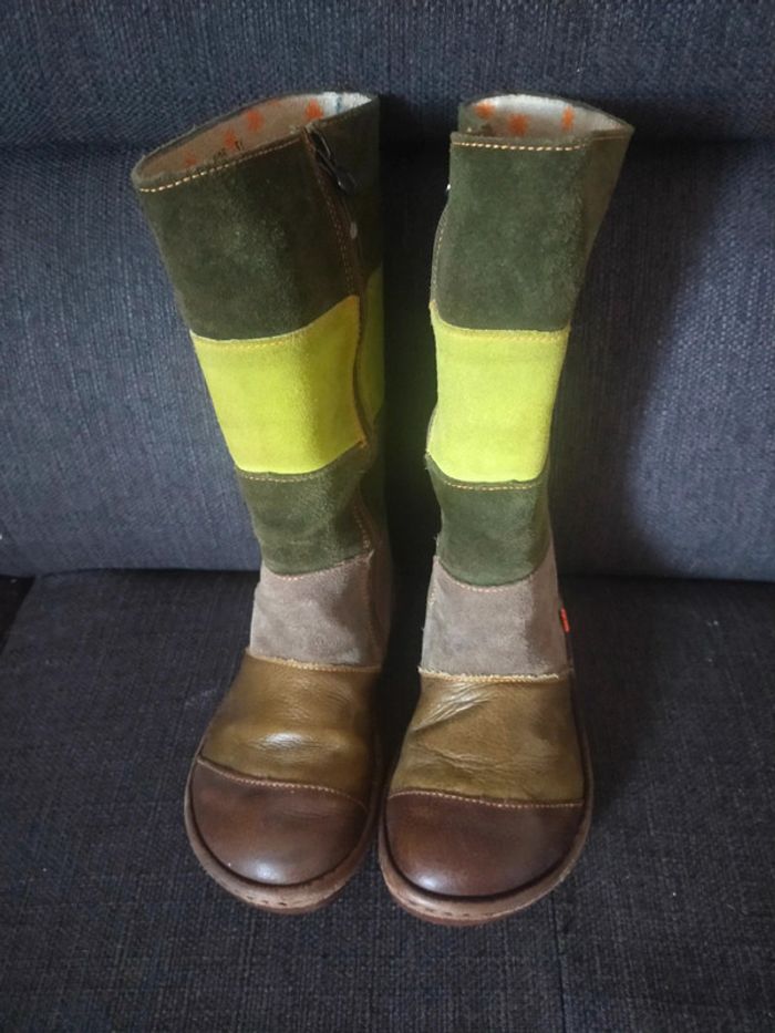Bottes filles T 31 Arte cuir /daim vert - photo numéro 2