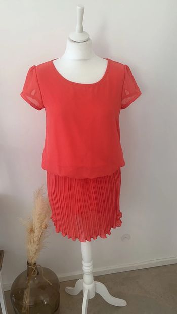 Robe corail camaïeu S comme neuve
