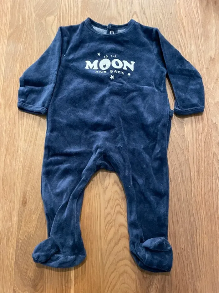 2 pyjamas 6 mois - photo numéro 3