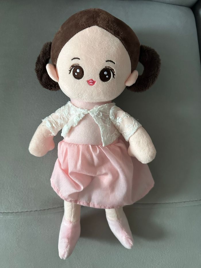 Peluche bébé fille - photo numéro 2