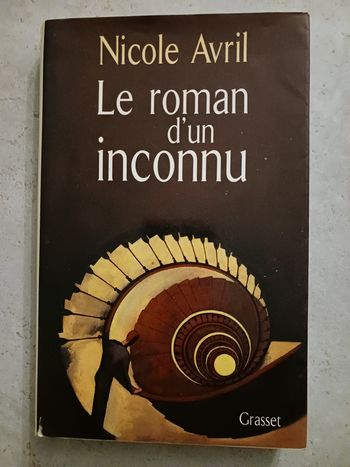 livre le roman d'un inconnu Nicole Avril