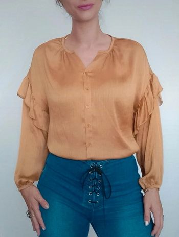 Chemisier manches longues volantées chic 36