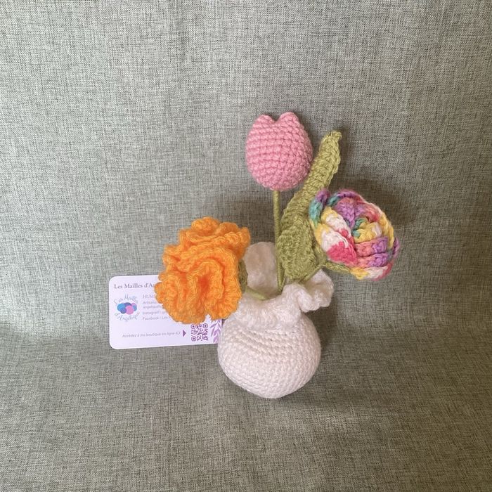 Vase avec 3 fleurs
