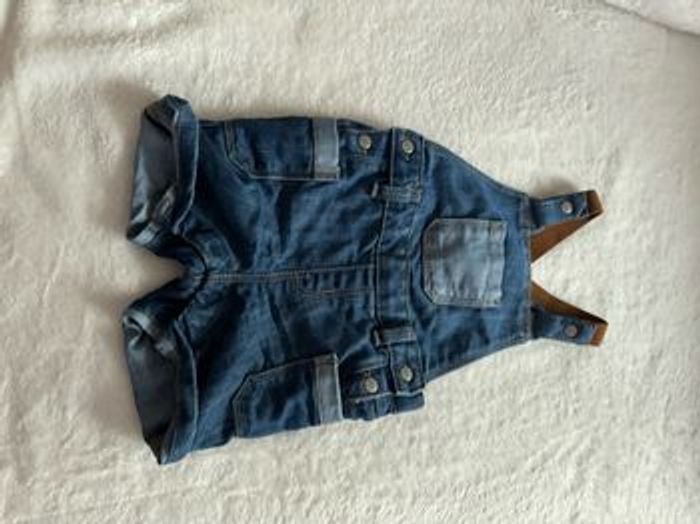 Salopette short + tee shirt