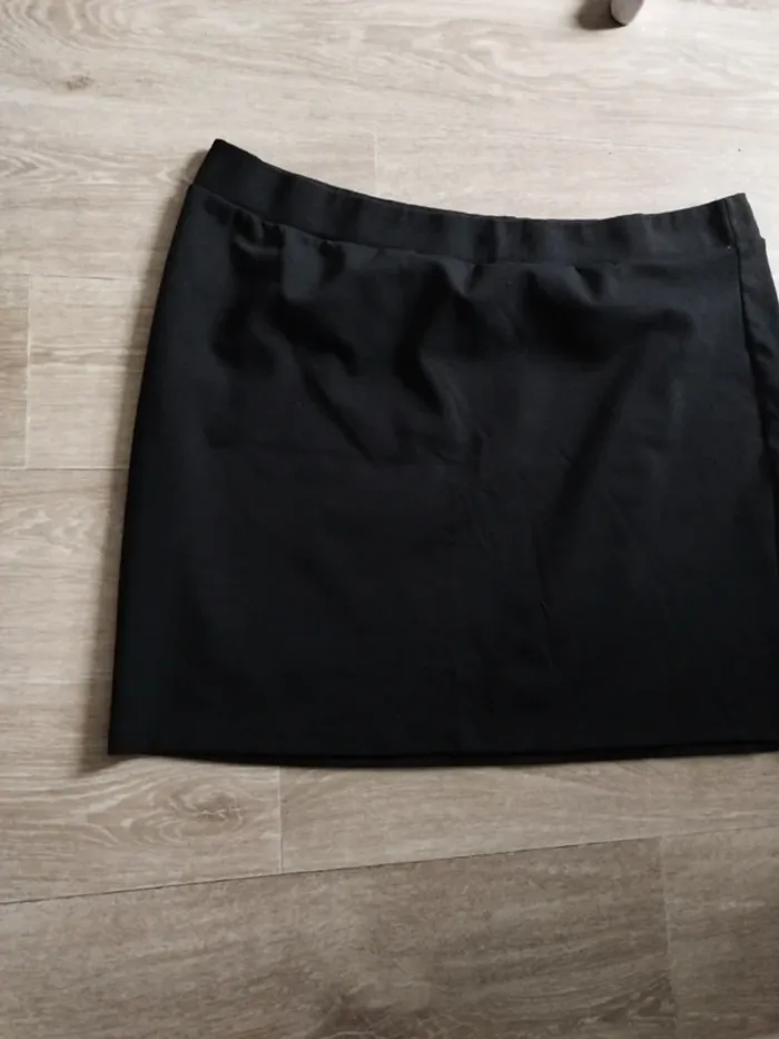 Jupe noir XXL - photo numéro 2
